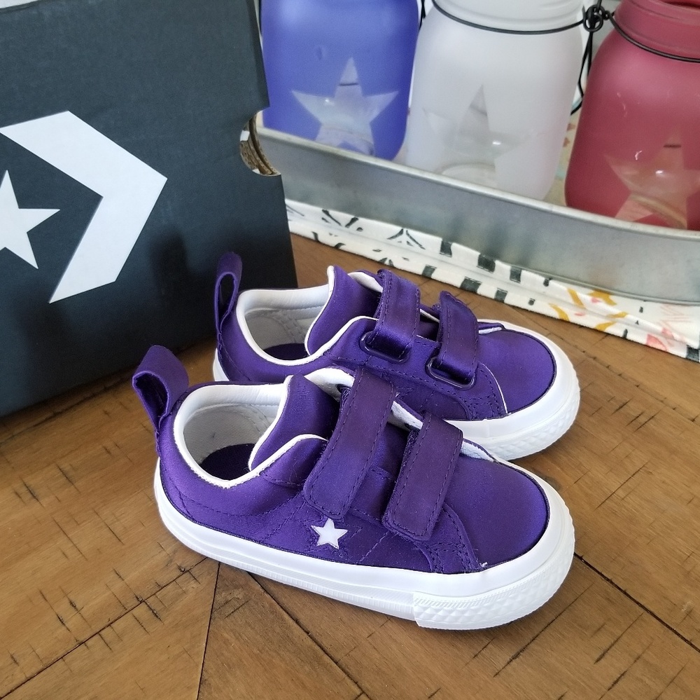🆕️ Converse Shoes